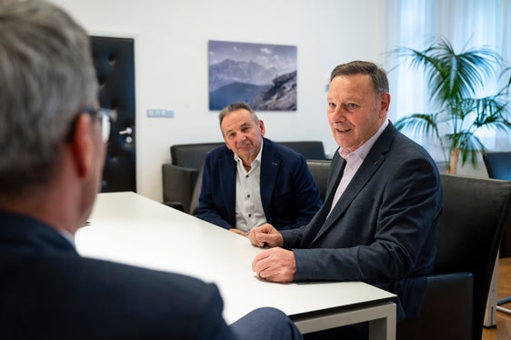 Possiamo basarci su una buona collaborazione con la Provincia autonoma di Bolzano e vorremmo continuare a farlo in futuro nei settori della tradizione, dello sport e del lavoro con i giovani, ha sottolineato Passler. (Foto: USP/Fabio Brucculeri)