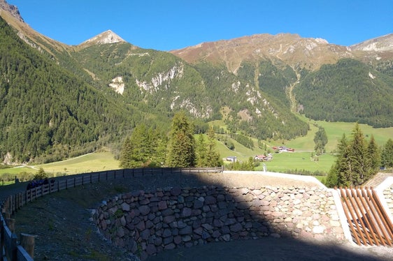 La nuova briglia sul rio di Monte Grande in val di Vizze. (Foto: Agenzia Protezione civile/Maja Clara)