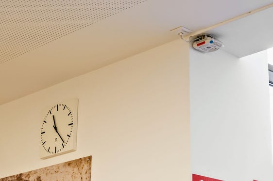 Morgen endet der Unterricht an Südtirols Bildungseinrichtungen, die drei Bildungslandesräte danken allen an Schule Beteiligten für den Einsatz und wünschen erholsame Ferien. (Foto: LPA/Daldos)