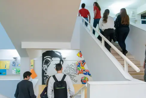 Am Montag, 8. September beginnt für über 90.000 Kinder und Jugendliche in Südtirol das Kindergarten- und Schuljahr 2025/26. (Foto: LPA/Claudia Corrent)