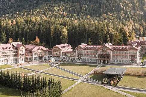 Quattro enti culturali partecipati dalla Provincia riceveranno presto il secondo stanziamento di quest'anno dalla Provincia di Bolzano. Alla Fondazione Centro Culturale Euregio Gustav Mahler Dobbiaco Dolomiti 48 mila euro (Foto: IDM/Manuel Kottersteger)