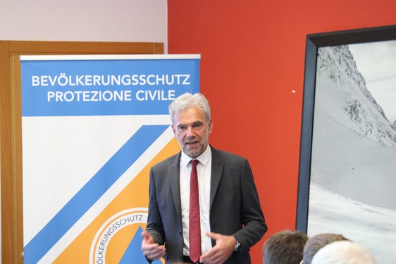 L'assessore Schuler: Ogni singolo cittadino fa parte della Protezione civile e ha un ruolo da svolgere. (Foto: ASP/Maja Clara)