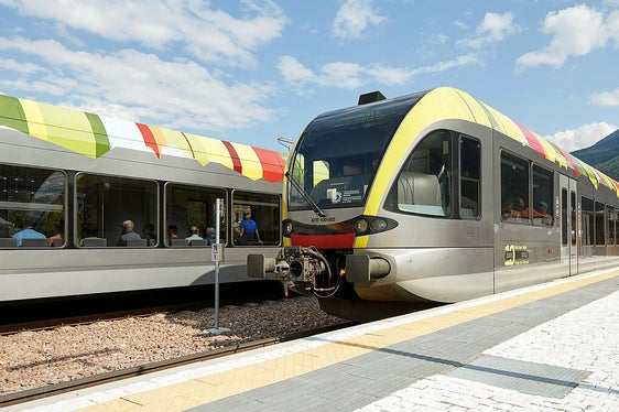 La Ferrovia della val Venosta tornerà ad operare sull'intera tratta Merano-Malles a partire dal 9 ottobre. (Foto: ASP/Altoadigemobilità)
