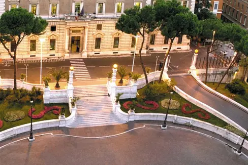 Il presidente della Provincia autonoma di Bolzano, Arno Kompatscher, è stato ricevuto oggi dal commissario all'emergenza migranti Valerio Valenti al Viminale, sede del Ministero dell'Interno (Foto: interno.gov.it)