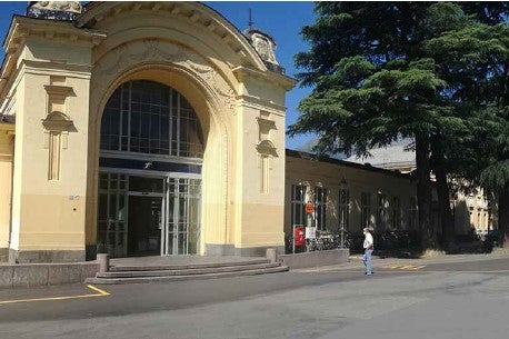 L'Esecutivo ha approvato i lavori per la riqualificazione e la riprogettazione della stazione ferroviaria di Merano (Foto: RFI)