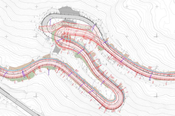 In rosso, il nuovo tracciato della strada per il Passo di Valparola con il vicino muro di protezione. (Foto: Ripartizione Infrastrutture)