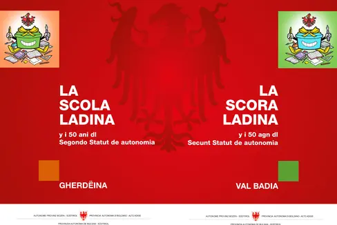 La copertina dell’opuscolo dal titolo “La Scola ladina y i 50 ani dl Segondo Statut de autonomia” che l’Intendenza scolastica ladina ha voluto elaborare in occasione dei 50 anni dall’entrata in vigore del Secondo Statuto di Autonomia. (Foto: ASP)
