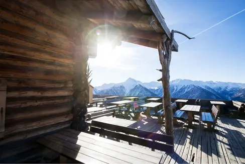 Molti Comuni hanno riscontrato un calo nelle entrate dall'imposta comunale di soggiorno per l'assenza di turisti. (Foto: IDM)