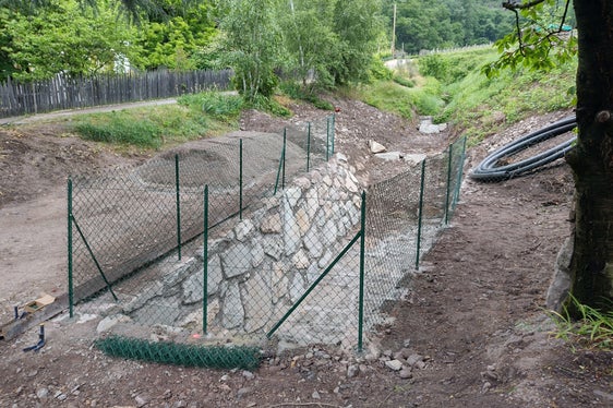 Das Landesamt für Wildbachverbauung Nord hat die Hochwassersicherheit am Leitachgraben am Eisack im Norden Bozens verbessert. (Foto: LPA/Landesamt für Wildbach- und Lawinenverbauung Nord in der Agentur für Bevölkerungsschutz)