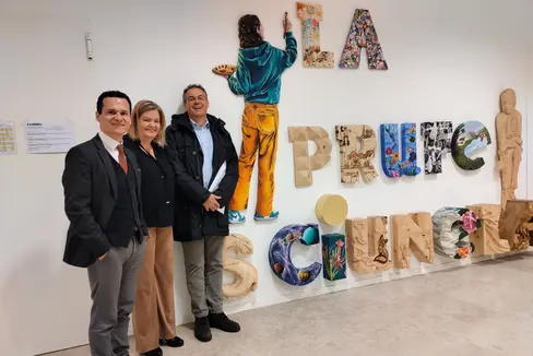 (da man ciampa a man dërta) André Comploi, Maria Teresa Mussner y Heinrich Videsott (Foto: USP/Intendënza y Cultura ladina)