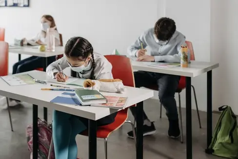 Nuove regole per la didattica in caso di studenti positivi nella nuova ordinanza del Presidente della Provincia Arno Kompatscher. (Foto: pexels)