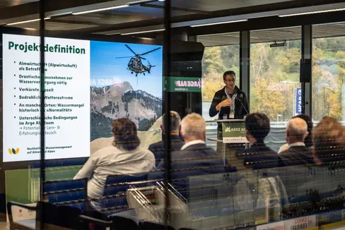 Die Referentinnen und Referenten aus der Schweiz und dem Ausland stellten innovative Lösungen vor, um beispielsweise den Auswirkungen von Dürreperioden entgegenzuwirken. (Foto: Kanton Tessin)