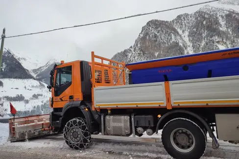 Alle 480 Mitarbeiter des Landesstraßendienstes waren mit 220 Schneeräumfahrzeugen im Einsatz. (Foto: Agentur für Bevölkerungsschutz/Landesstraßendienst)