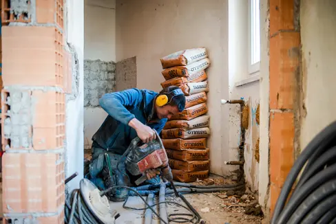 Der Großteil der vom Land im Bereich der Wohnbauförderung zur Verfügung gestellten Geldmittel fließen in (Schenkungs-)Beiträge für den Bau, Kauf oder Sanierung der Erstwohnung. (Foto: LPA/Claudia Corrent)