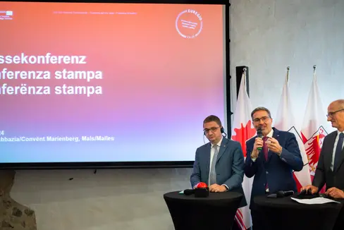 Appello all'Italia, all'Austria e alla Germania per tornare al tavolo delle trattative sulla questione del transito: (da sinistra) i presidenti Mattle (Tirolo), Kompatscher (Euregio e Alto Adige) e Fugatti (Trentino). (Foto: ASP/Fabio Brucculeri)