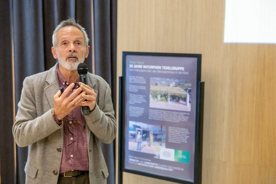 In derzeitigen Phase der Klimawandelanpassung vergessen wir, dass wir weiterhin das Klima anheizen. Oberste Priorität muss es also sein, mehr für den Klimaschutz zu tun, mahnte Klimaforscher Georg Kaser. (Foto: LPA/Bernhard Aichner)