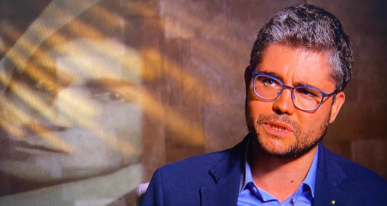 Patrick Rina moderatore della serata, leggerà brani di Karl Felix Wolff. (Foto: Günther Neumair)