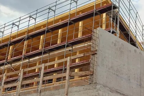 La strategia per l'economia circolare si concentra su tre direttrici operative: il riciclo e riutilizzo dei materiali, l’ottimizzazione dei processi produttivi ed il miglioramento della gestione dei rifiuti. In primis, per avviare il piano illustrato in Giunta dal vicepresidente Marco Galateo, è stato individuato il comparto delle costruzioni. (Foto: USP)