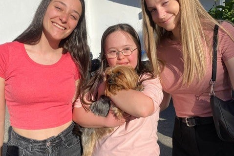Claudine, Isabell und Elisa haben am Projekt teilgenommen. (Foto: LPA/Deutsche Bildungsdirektion)