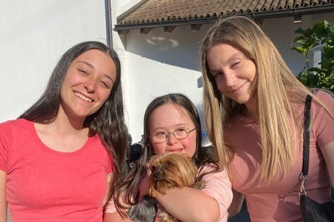 Claudine, Isabell und Elisa haben am Projekt teilgenommen. (Foto: LPA/Deutsche Bildungsdirektion)
