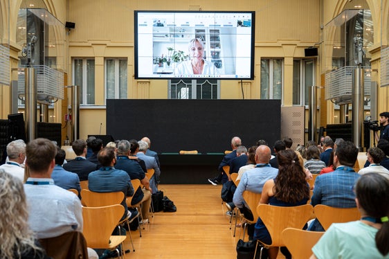 In collegamento, è intervenuta al convegno sulla mobilità sostenibile l’assessora alle Infrastrutture e alle Opere pubbliche di Regione Lombardia, Claudia Maria Terzi. (Foto: USP/Fabio Brucculeri)