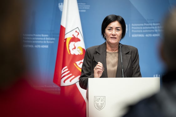 Das begünstigte Darlehen der Banken und der Landesbeitrag führen gemeinsam zu einer attraktiven Fördermaßnahme, betonte Landesrätin Ulli Mair. (Foto: LPA/Fabio Brucculeri)