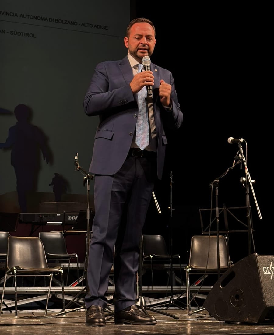 L'assessore provinciale all'Istruzione italiana e vicepresidente della Provincia, Marco Galateo, ha ringraziato tutti coloro che hanno contribuito all’ottima riuscita di questa importante iniziativa (Foto: USP)