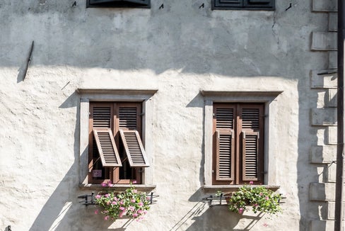 Über den staatlichen Aufbaufonds (PNRR) werden Südtirol insgesamt 5,57 Millionen Euro für den Schutz und die Aufwertung der Architektur und Landschaft im ländlichen Raum zur Verfügung gestellt. (Foto: IDM)