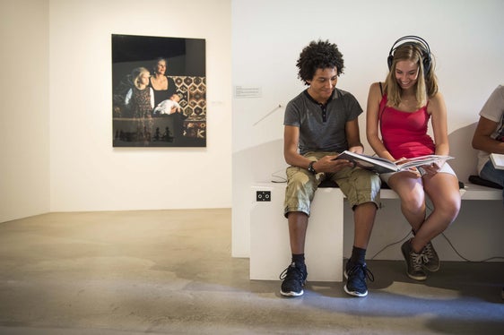 Giovani al Museo storico-culturale della Provincia di Bolzano Castel Tirolo (Foto: ASP/Alex Filz)