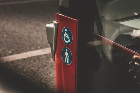 La Giunta provinciale ha approvato oggi (5 novembre), su proposta dell'assessore provinciale alla Mobilità Daniel Alfreider, un progetto pilota per l'utilizzo di autobus più piccoli nel trasporto pubblico locale. (Foto: Pexels)