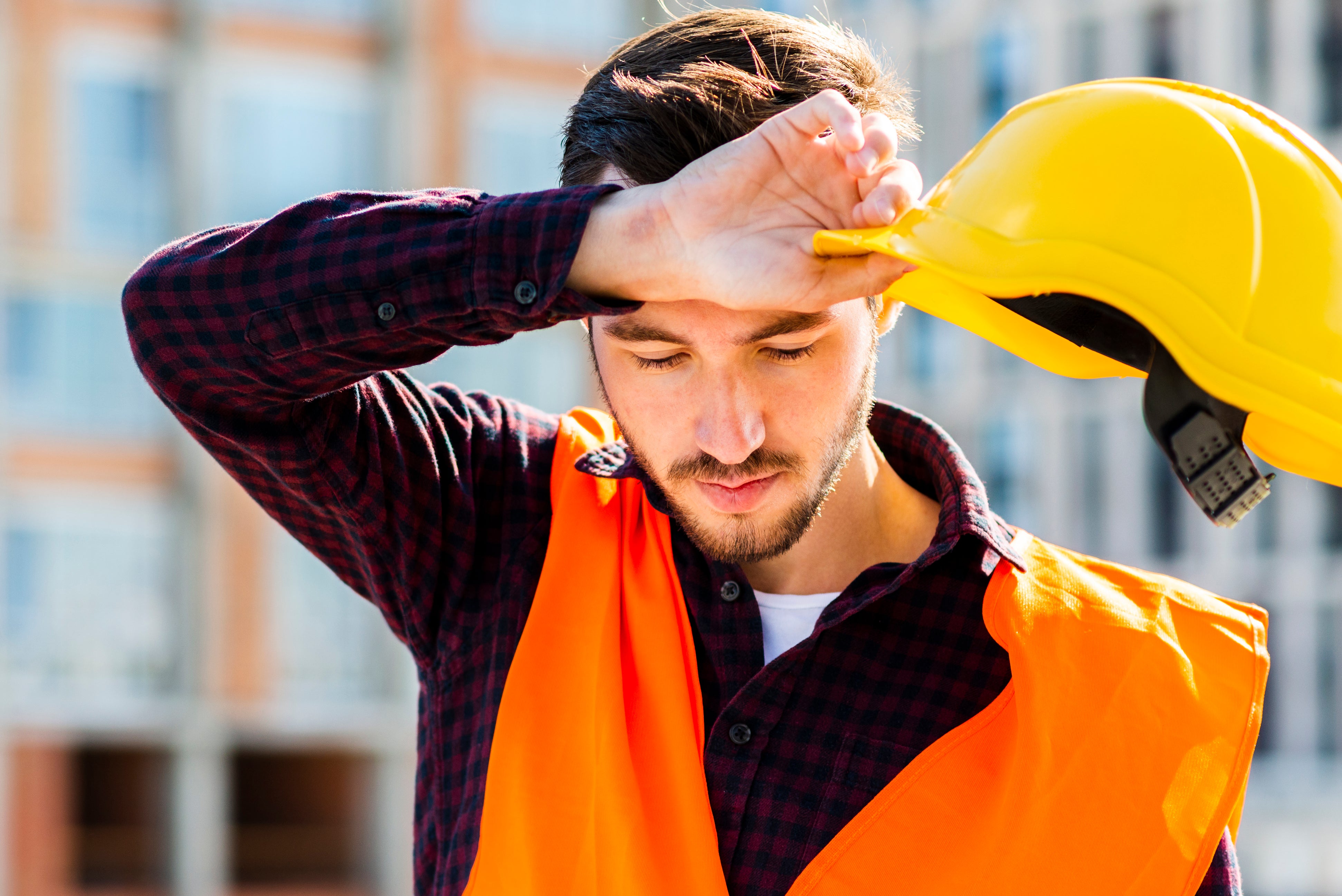 Per quest’anno il caldo è ormai finito, ma al più tardi la prossima estate sarà nuovamente necessario adottare misure di prevenzione contro il caldo sul posto di lavoro. La Provincia autonoma di Bolzano si sta già preparando a questo a vari livelli. (Foto: Pexels, può essere utilizzata solo con questo comunicato stampa)