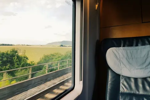 Modificata la procedura digitale per la presentazione delle domande di contributo per spese di viaggio. (Foto: Pexels)