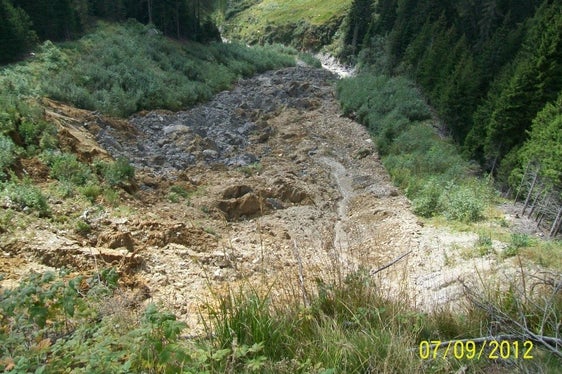 Unwetterereignisse hatten in den vergangenen Jahren (im Bild 2012) immer wieder zu Schäden am Gamperbach (Kirchbach) in der Gemeinde Proveis geführt. (Foto: Archiv Agentur für Bevölkerungsschutz)