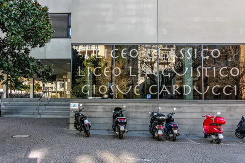 La Direzione Istruzione e Formazione italiana ha organizzato un nuovo appuntamento dedicato al ciclo “Scuola e Territorio”, periodico momento di confronto e dialogo tra istituzioni scolastiche e realtà professionali impegnate nei diversi ambiti della formazione e dell’istruzione. (Foto: USP/Peter Daldos)