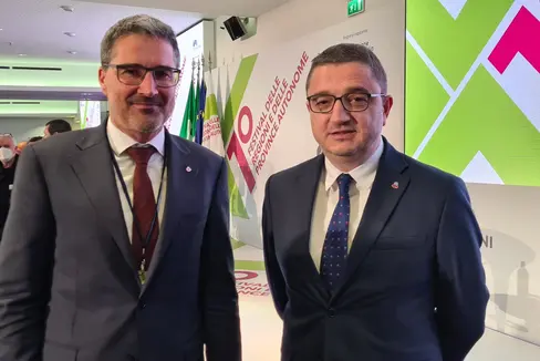 Il presidente della Provincia Arno Kompatscher con l'omologo trentino Maurizio Fugatti (Foto: Ufficio stampa Regione Autonoma Trentino-Alto Adige/Davide Cordua)