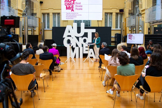 L'Ufficio Comunicazione e relazioni con il pubblio ha fornito il giusto branding per molti eventi e momenti salienti durante l'anno, come ad esempio il 5 settembre, Giornata dell'Autonomia. (Foto: ASP/Fabio Brucculeri)