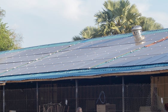 Con i fondi provenienti dall’Alto Adige viene finanziata, tra l’altro, la realizzazione di impianti fotovoltaici nel Sud del mondo. (Foto: USP/Hannes Wisthaler)