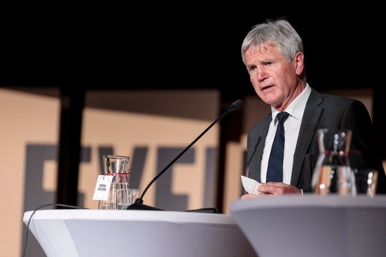 Der Wengener Bürgermeister Angel Miribung (im Bild bei der Nachhaltigkeits-Veranstaltung des Landes im März 2022) ist bei einem Bergunfall ums Leben gekommen. (Foto: LPA/Tiberio Sorvillo)