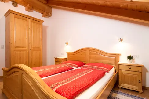 Beherbergungsbetriebe müssen sich ab dem 3. September innerhalb von 60 Tagen auf der Website des Tourismusministeriums anmelden, um den nationalen Identifikationscode (CIN) zu bekommen. (Foto: Südtiroler Bauernbund)