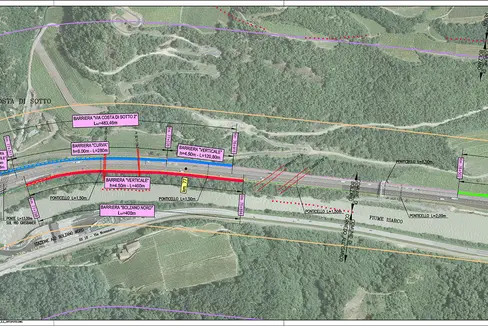Nell'ortofoto le barriere fonoassorbenti progettate lungo l'A22 nel comune di Bolzano dall'Autostrada del Brennero spa, in verde la barriera via Costa di Sotto1, in blu la barriera Via Costa di Sotto 2 e in rosso la barriera Bolzano Nord (Autostrada del Brennero)