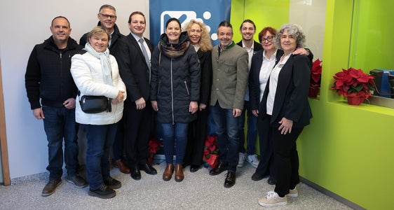 Der neue südtirolmobil-Infopoint wurde im Rahmen einer kleinen Feier eröffnet. (Foto: LPA/Sta-Brentegani)