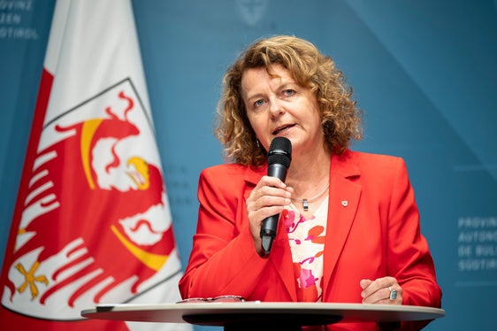 Ich konnte bei meiner Reise nach Uganda feststellen, dass die Projekte gut bei der Bevölkerung ankommen. Sie sind wichtig für die nachhaltige Entwicklung vor Ort“, betont Landesrätin Rosmarie Pamer.