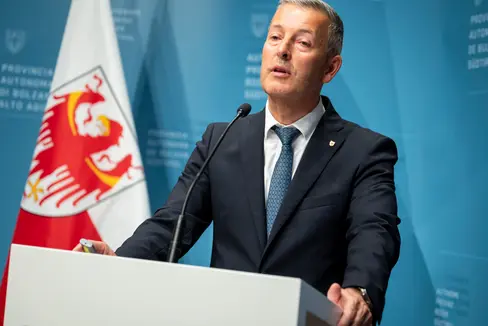 Als bedeutenden Schritt für die nachhaltige Entwicklung und die energetische Sanierung in Südtirol bezeichnet Landesrat Peter Brunner die neue Durchführungsverordnung im Bereich Energieeffizienz von Gebäuden und Energiebonus. (Foto: LPA/Fabio Brucculeri)