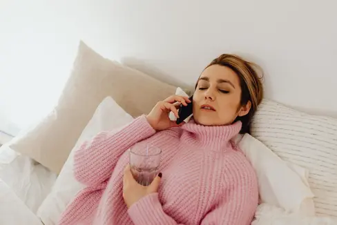 Bei gesundheitlichen Beschwerden bietet die kostenlose Rufnummer 116117 vorerst im Bezirk Bozen ab Mitte September rund um die Uhr medizinische Beratung und Orientierung. (Foto: Pexels. Das Foto darf nur in Zusammenhang mit dieser Pressemitteilung verwendet werden.)