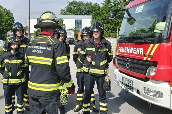 Die Berufsfeuerwehr München gab ihr Wissen und Können an die neuen Kollegen der Berufsfeuerwehr in Bozen weiter. (Foto: LPA/Berufsfeuerwehr Bozen)