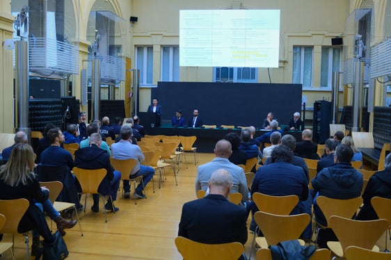 Der erste Tag der Cybersecurity-Week war den öffentlichen Verwaltungen, der Postpolizei und privaten Unternehmen gewidmet. (Foto: LPA/Lukas Forer)