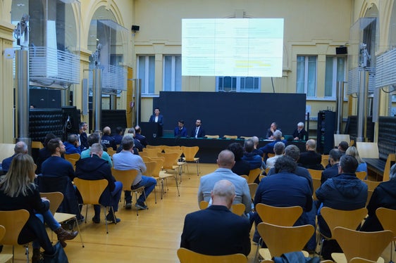 Der erste Tag der Cybersecurity-Week war den öffentlichen Verwaltungen, der Postpolizei und privaten Unternehmen gewidmet. (Foto: LPA/Lukas Forer)