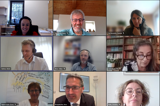 Un momento della riunione online della Consulta museale con il Presidente Kompatscher (Foto: ASP)