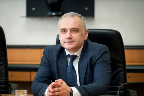 Andriy Sheketa, Erster Vizepräsident des Regionalrats von Transkarpatien, in Bozen, traf in Bozen Landeshauptmann Arno Kompatscher. (Foto: Eurac Research/Annelie Bortolotti)