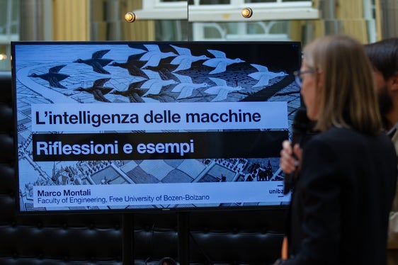 Künstliche Intelligenz: Aus- und Weiterbildungsangebote, eine spezifische Intranet-Seite und eine eigene AI-Community sollen in der Landesverwaltung zu Innovation bei gleichzeitiger Sicherheit führen. (Foto: LPA/Greta Stuefer)